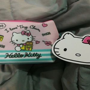 Hello kitty pouch